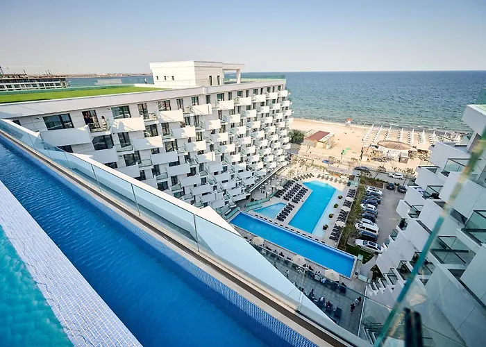 Jad Apartment In Infinity Beach Resort - Parking